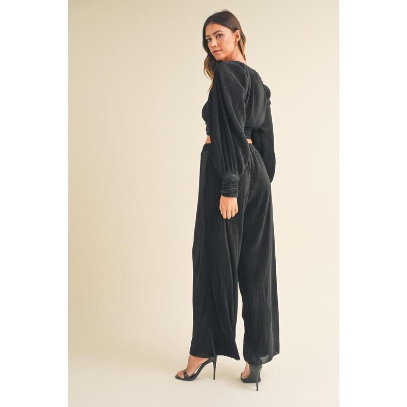 MABLE Front Twisted Long Sleeve Top and Pants Set