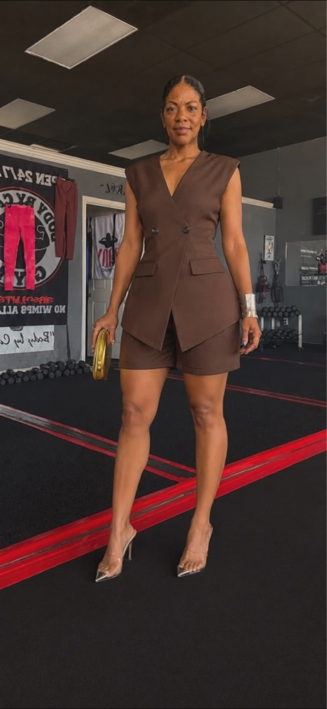 Alpha C Woman Top and Shorts